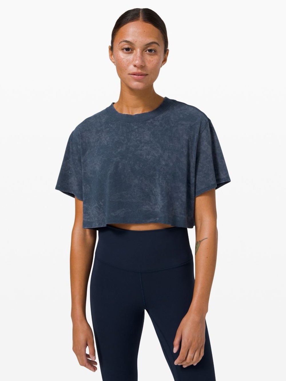 lululemon athletica Washed Charcoal Cropped Tee
